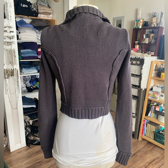 FP sweater - Picture 7 of 10